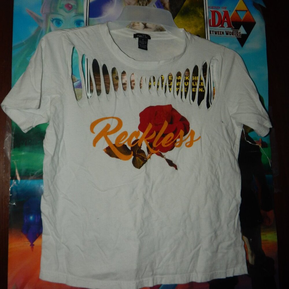 Rue21 Reckless tshirt Small